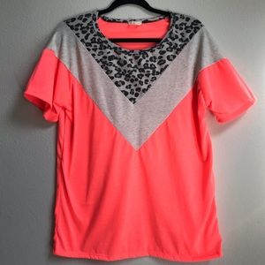 BiBi Chevron Leopard top